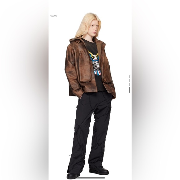 WHO DECIDES WAR - Picture 4 of 5